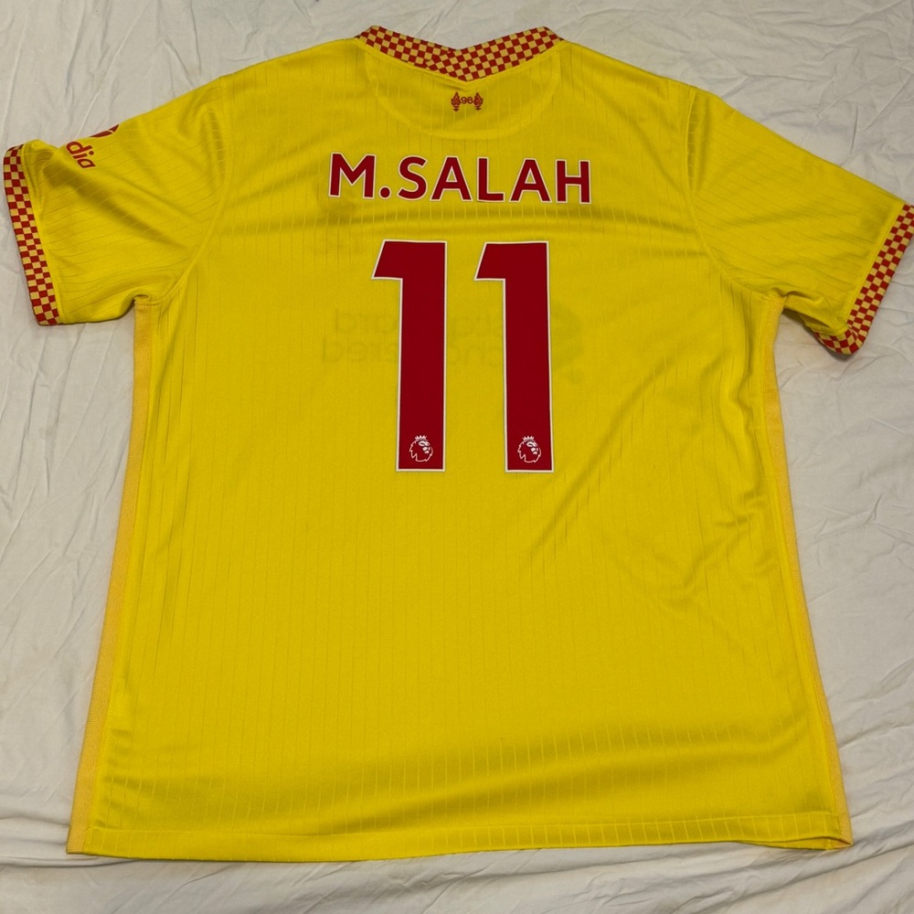 Liverpool FC Mohamed Salah Kit/Jersey (2021)